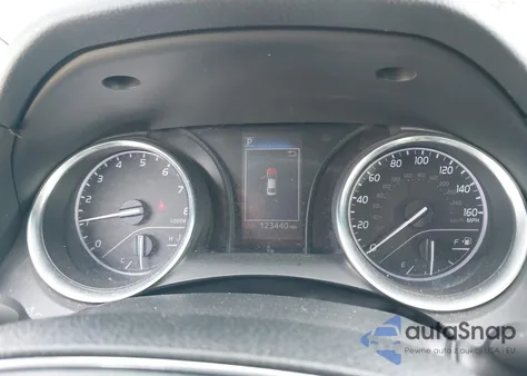 2018 Toyota Camry Le из США, поврежденный, VIN 4T1B11HK4JU090941